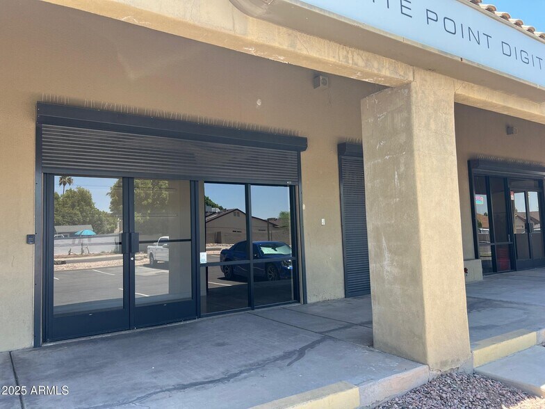 16835 N Park Pl, Glendale, AZ à louer - Photo de l’immeuble – Image 1 sur 23