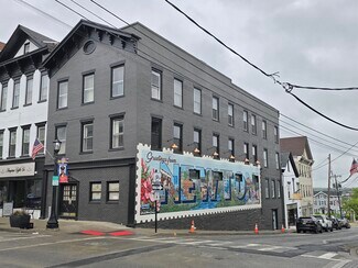 Plus de détails pour 115 Spring St, Newton, NJ - Logement à vendre