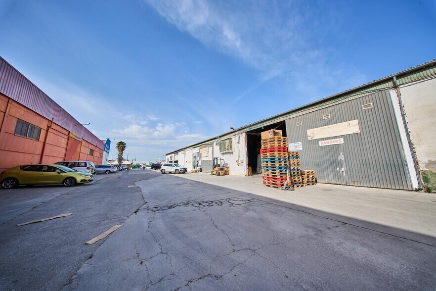 Industriel/Logistique dans Atarfe à vendre - Photo de l’immeuble – Image 2 sur 39