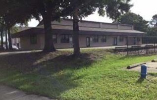 517 Deltona Blvd, Deltona, FL à louer - Photo de l’immeuble – Image 3 sur 16