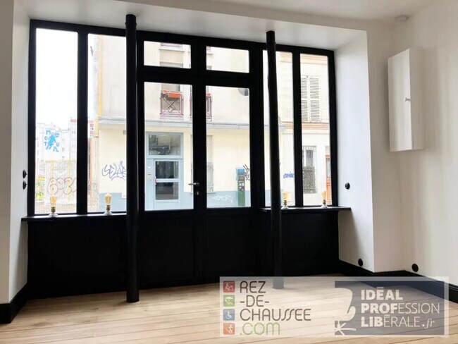 Plus de détails pour Local commercial à vendre