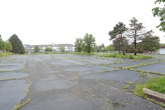 Plus de détails pour 950 N Cass Lake Rd, Waterford, MI - Terrain à vendre