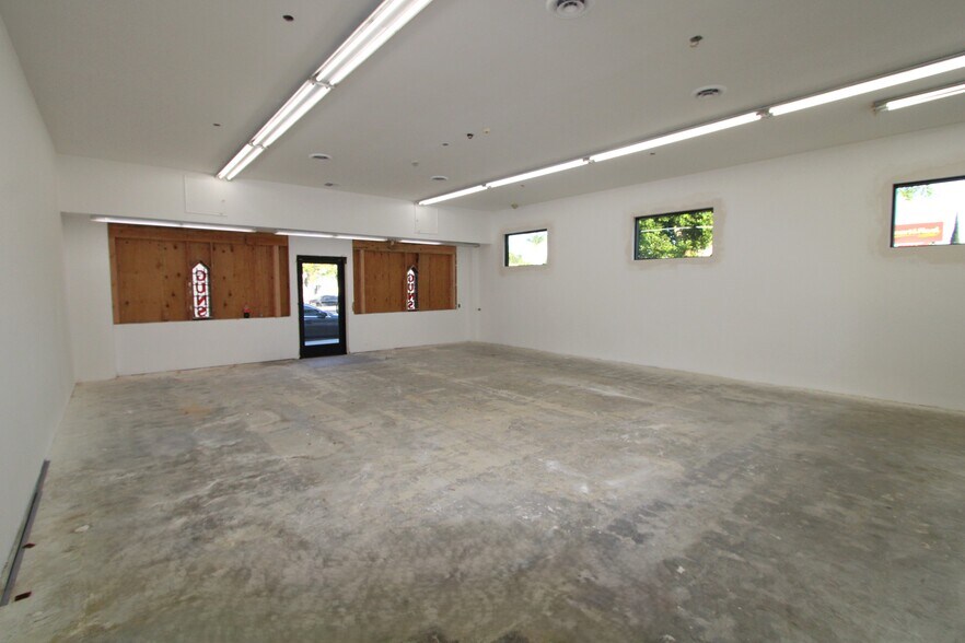 1837 W Glenoaks Blvd, Glendale, CA à louer - Photo de l’immeuble – Image 3 sur 6