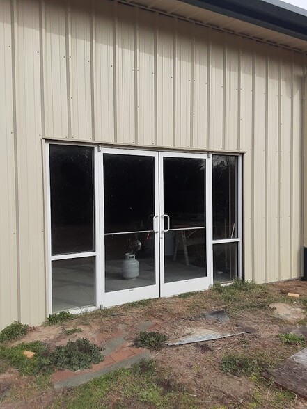7430 US Highway 70 E, New Bern, NC à louer - Photo de l’immeuble – Image 2 sur 6