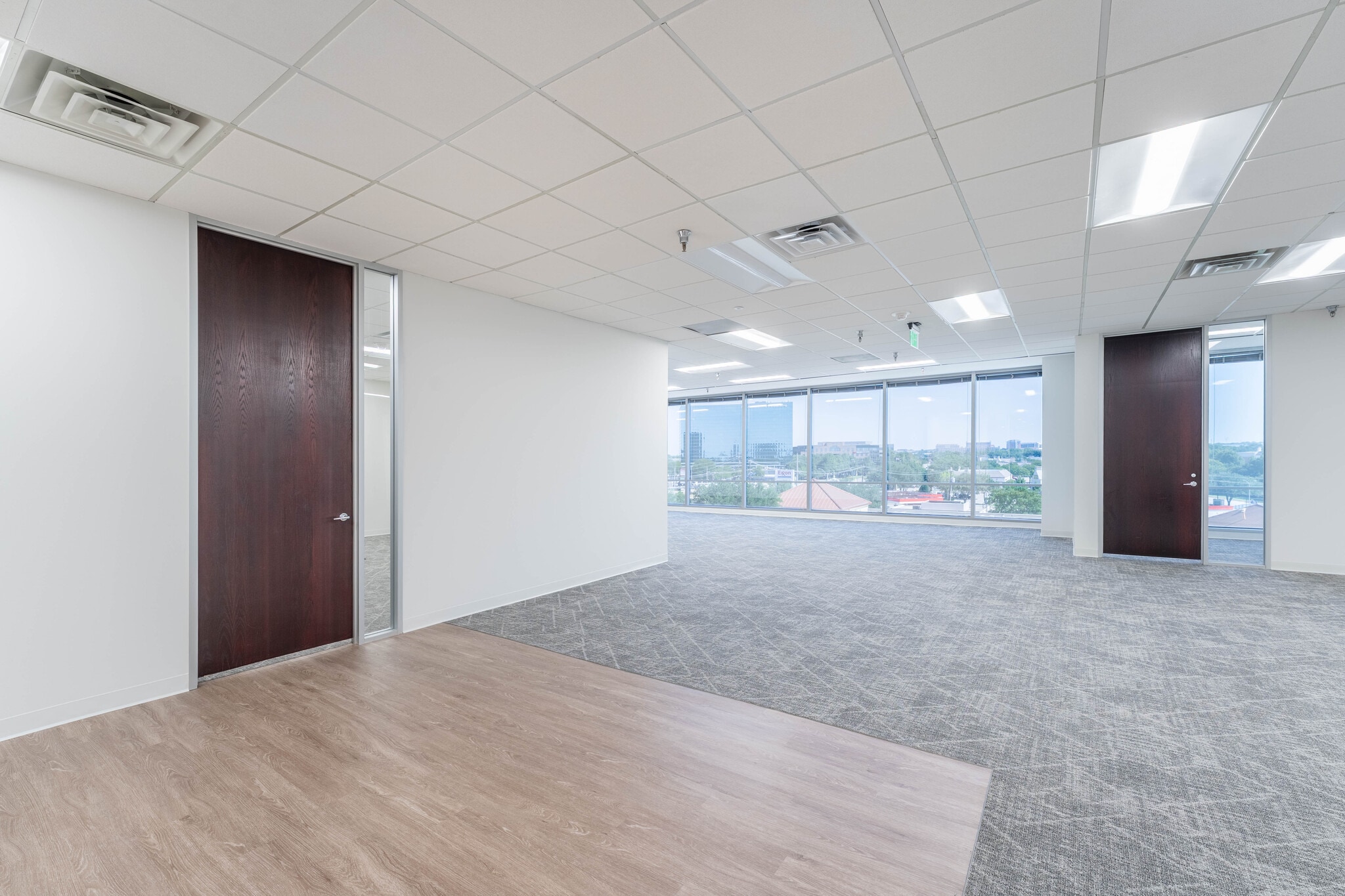 17950 Preston Rd, Dallas, TX à louer Photo intérieure– Image 1 sur 7