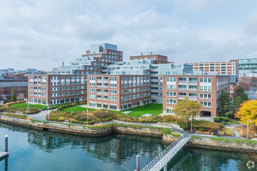 250 1st Ave, Charlestown, MA à louer - Photo principale – Image 1 sur 27