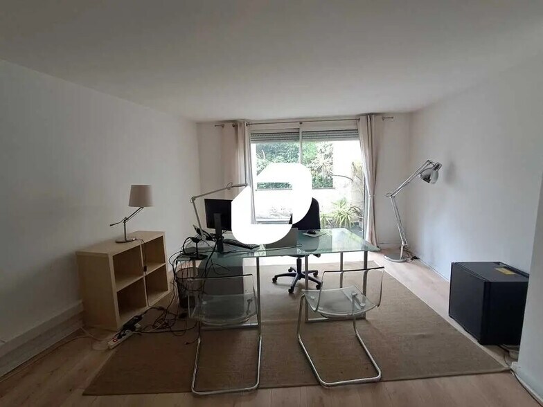 Bureau dans Bordeaux à louer - Photo de l’immeuble – Image 1 sur 17
