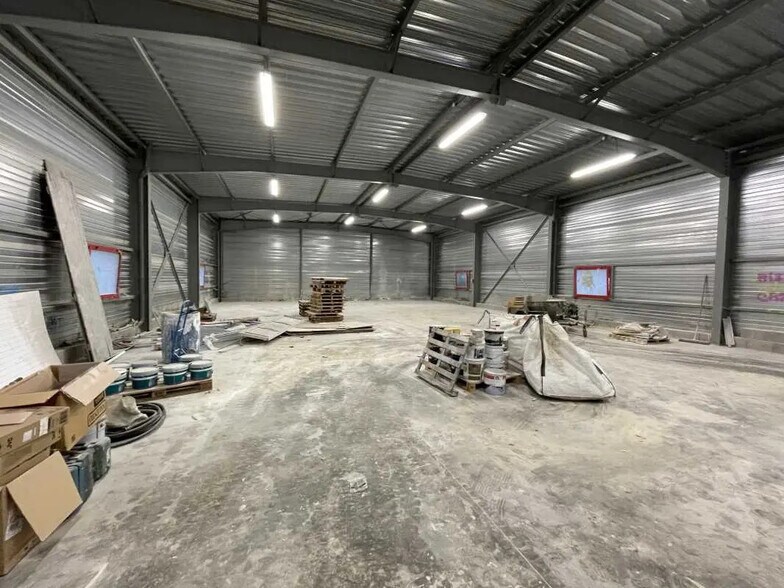 Local d’activités dans Vertou à louer - Photo de l’immeuble – Image 2 sur 7