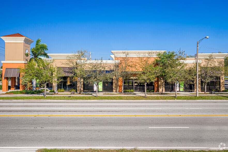 540 NW 7th Ave, Fort Lauderdale, FL à louer - Photo de l’immeuble – Image 2 sur 14