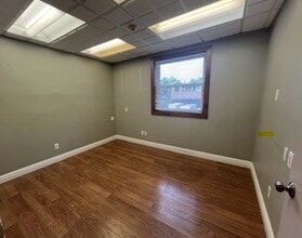 99 Lafayette Ave, White Plains, NY à vendre Photo intérieure– Image 2 sur 3