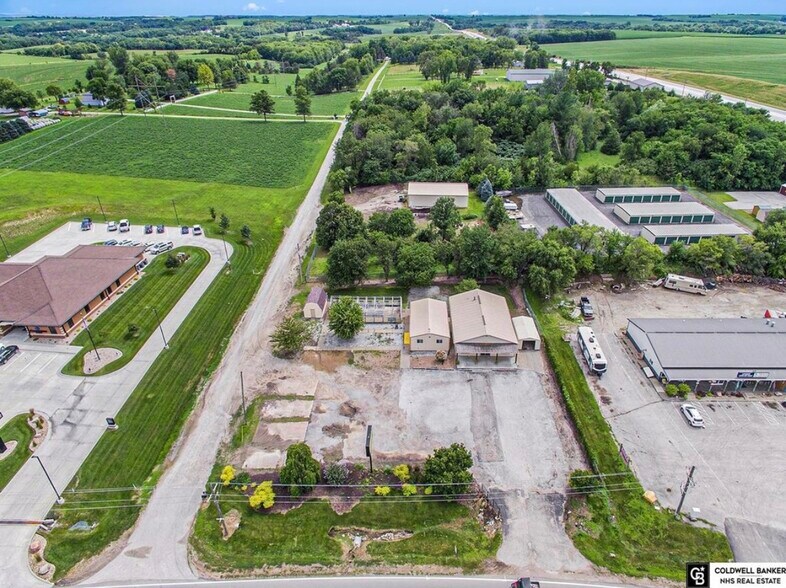 113 Rock Bluff Rd, Plattsmouth, NE à vendre - Photo de l’immeuble – Image 3 sur 35