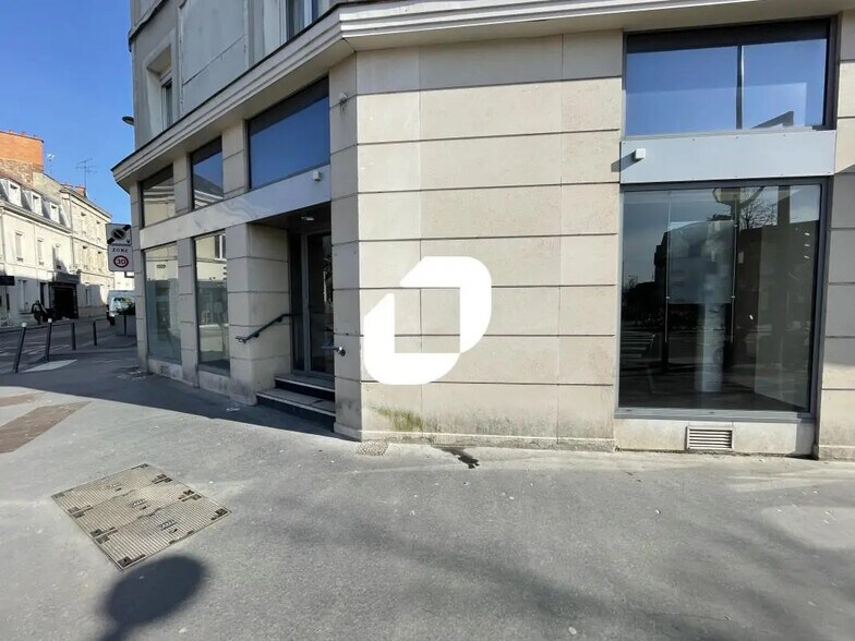 Local commercial dans Reims à louer - Photo de l’immeuble – Image 2 sur 5