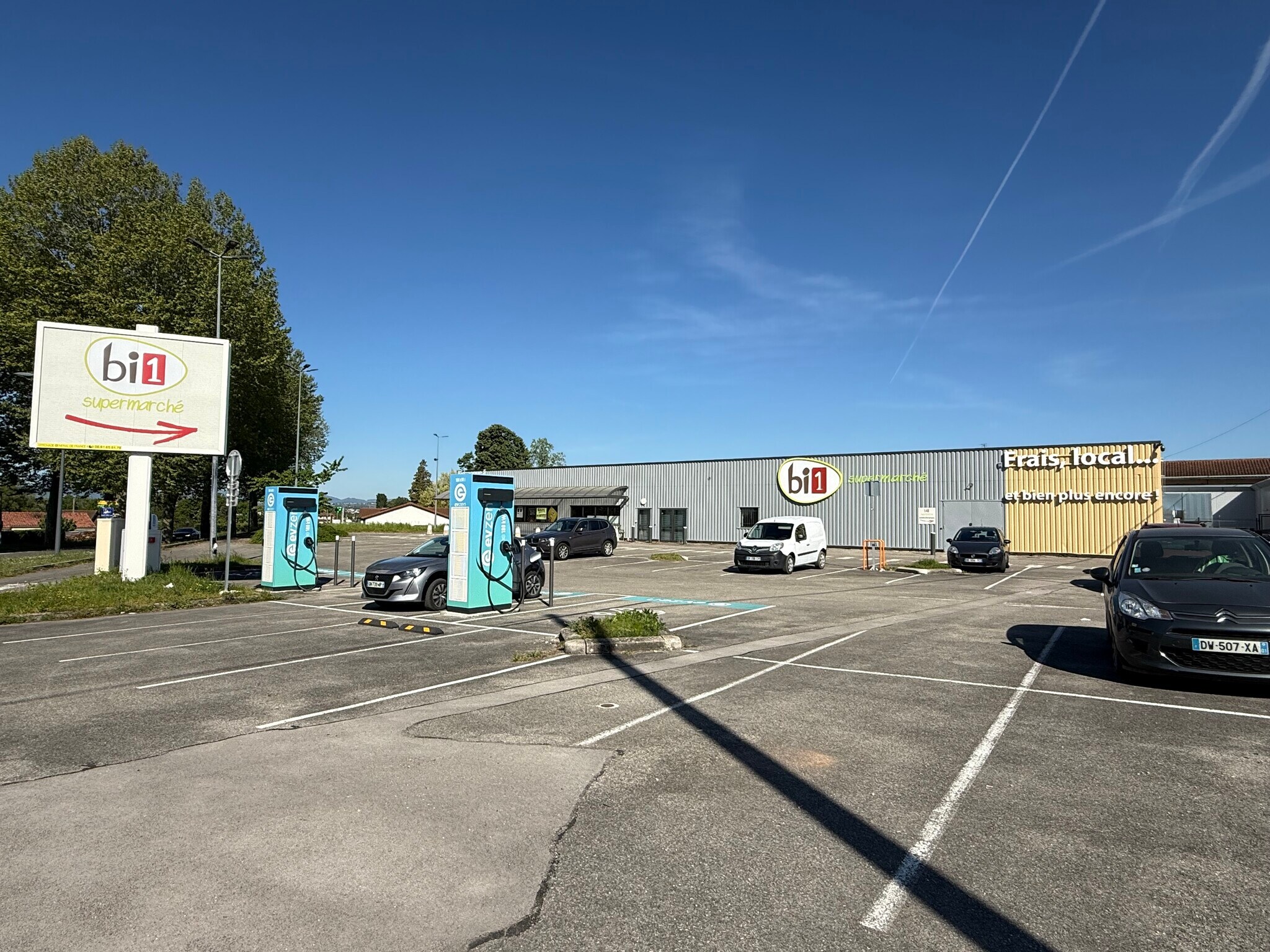 55 Rue De La Madone, Replonges à louer Photo de l’immeuble– Image 1 sur 9