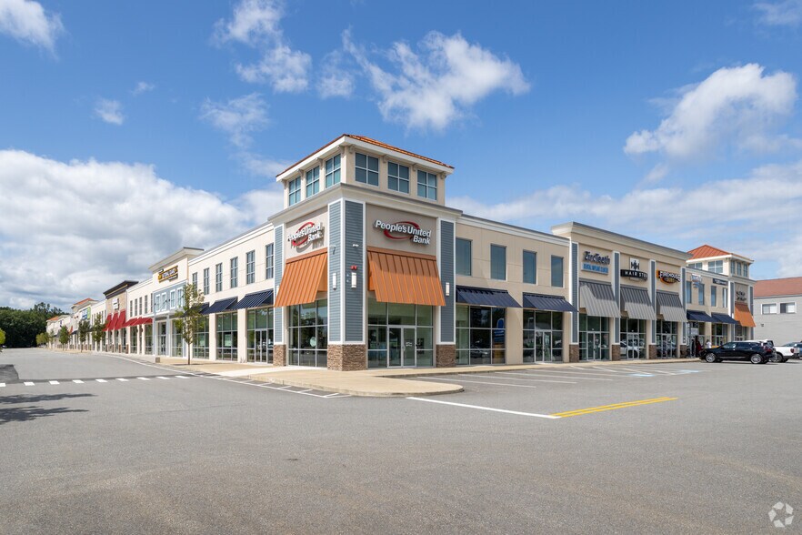 655 S Willow St, Manchester, NH à louer - Photo de l’immeuble – Image 2 sur 2