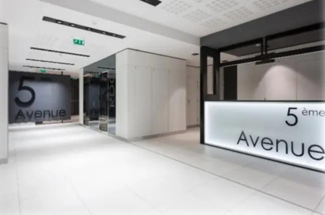 47 Rue Louis Blanc, Courbevoie à louer - Photo de l’immeuble – Image 2 sur 9