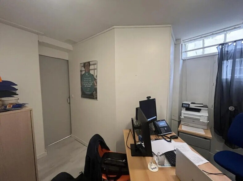 Local commercial dans Montivilliers à louer - Photo intérieure – Image 3 sur 3