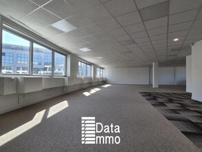 1 Rue Monge, Noisy-le-Grand à louer Photo de l’immeuble– Image 2 sur 7