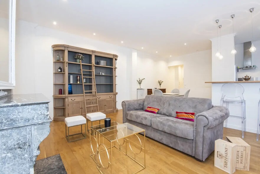 3 Rue Pierre Le Grand, Paris à vendre - Photo de l’immeuble – Image 2 sur 9