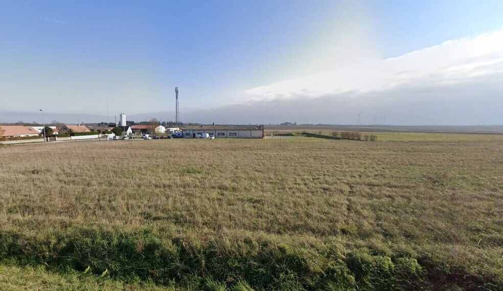 Terrain dans Foecy à vendre - Aérien – Image 2 sur 3