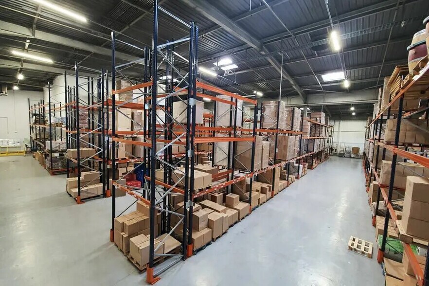 Local d’activités dans Bayonne à louer - Photo intérieure – Image 2 sur 4