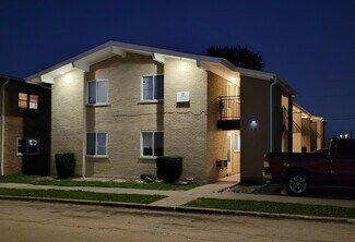 Plus de détails pour 17 N Hillside Ave, Hillside, IL - Logement à vendre