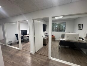 25 Seabreeze Ave, Delray Beach, FL à louer Photo intérieure– Image 2 sur 4