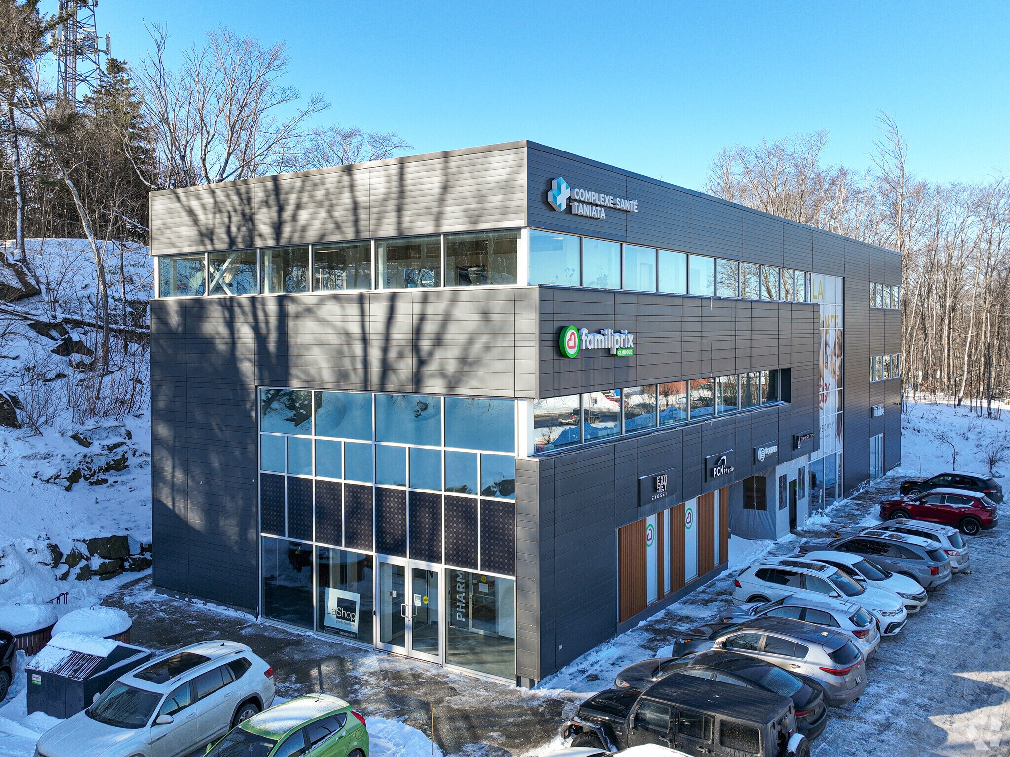 700 Av Taniata, Lévis, QC à louer Photo principale– Image 1 sur 9