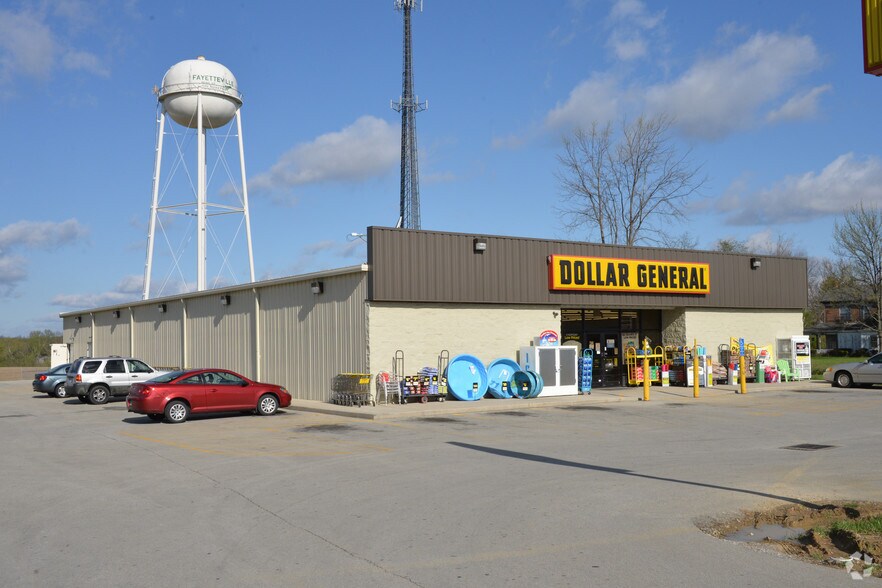 700 S Apple St, Fayetteville, OH à vendre - Photo principale – Image 1 sur 1