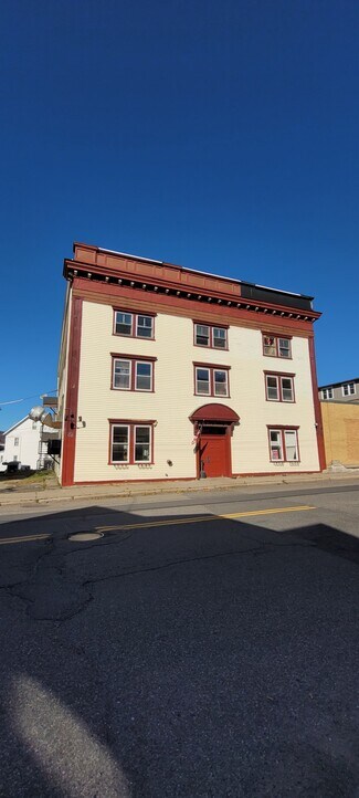 Plus de détails pour 8-10 E Hoosac St, Adams, MA - Local commercial à vendre