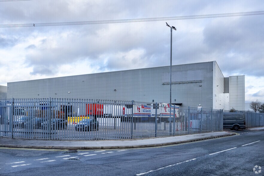 4 Bromford Ln, Birmingham à louer - Photo de l’immeuble – Image 2 sur 9
