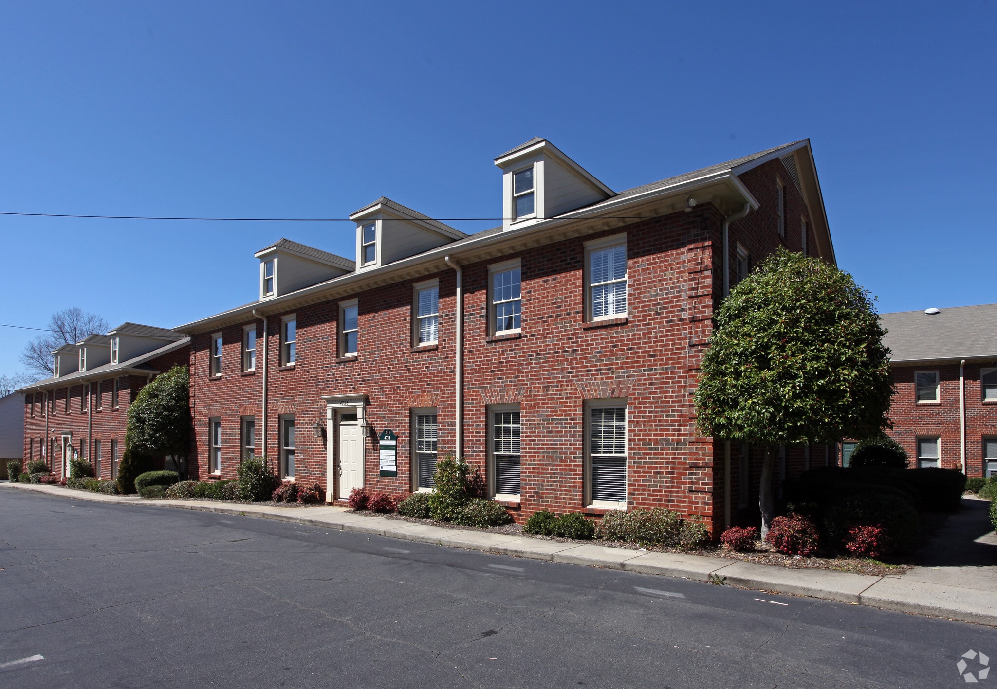 4728 Park Rd, Charlotte, NC à vendre Photo principale– Image 1 sur 5