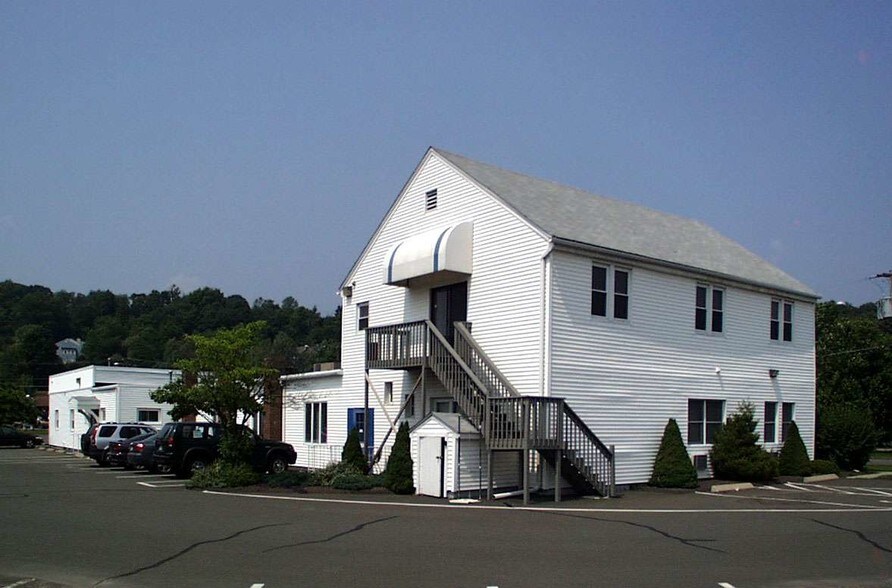 46 Mill Plain Rd, Danbury, CT à louer - Autre – Image 2 sur 5