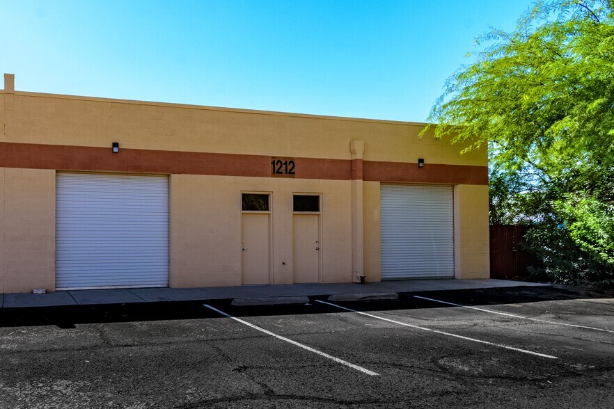 1212 E Pennsylvania St, Tucson, AZ à louer - Photo de l’immeuble – Image 3 sur 19