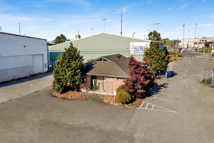 1939 Grant St, Bellingham, WA à louer - Photo de l’immeuble – Image 2 sur 3