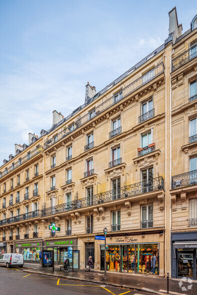 Bureau dans Paris à louer - Photo de l’immeuble – Image 2 sur 3