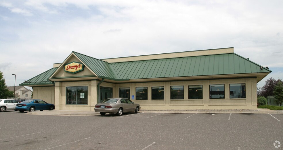 3565 NW Northdale Blvd, Minneapolis, MN à louer - Photo de l’immeuble – Image 3 sur 4