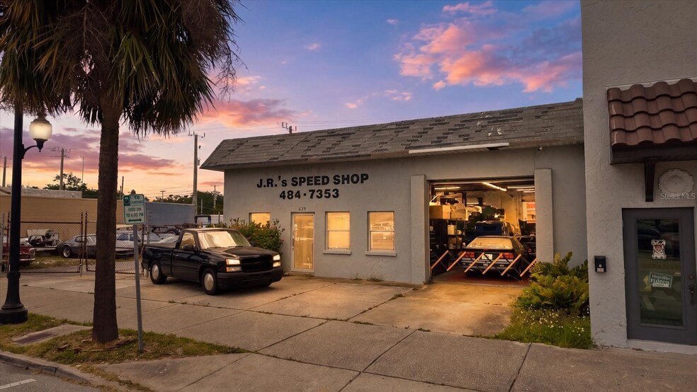 629 E Venice Ave, Venice, FL à vendre - Photo de l’immeuble – Image 3 sur 26