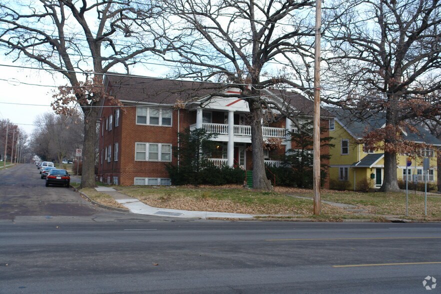 3927 University Ave, Des Moines, IA à vendre - Photo de l’immeuble – Image 2 sur 2