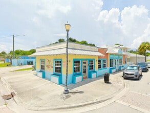 901 Avenue D, Fort Pierce, FL à louer Photo intérieure– Image 1 sur 2