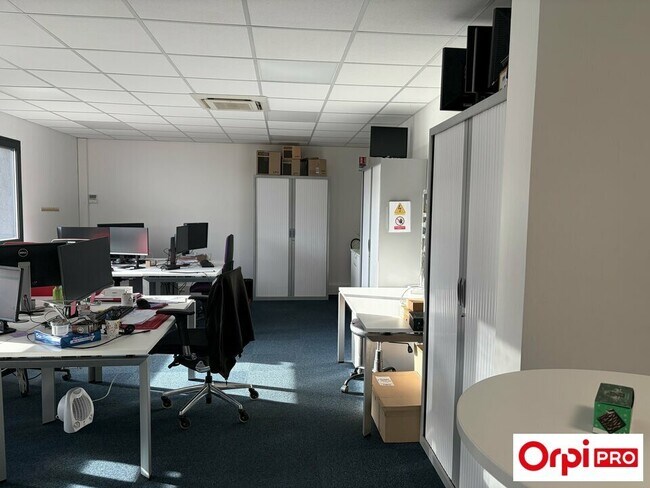Plus de détails pour Bureau à louer