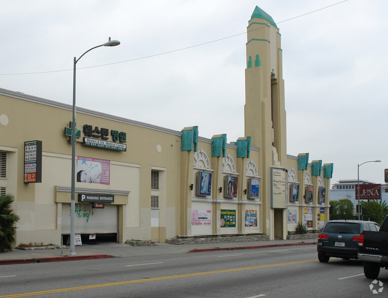 356 S Western Ave, Los Angeles, CA à louer - Photo de l’immeuble – Image 3 sur 8