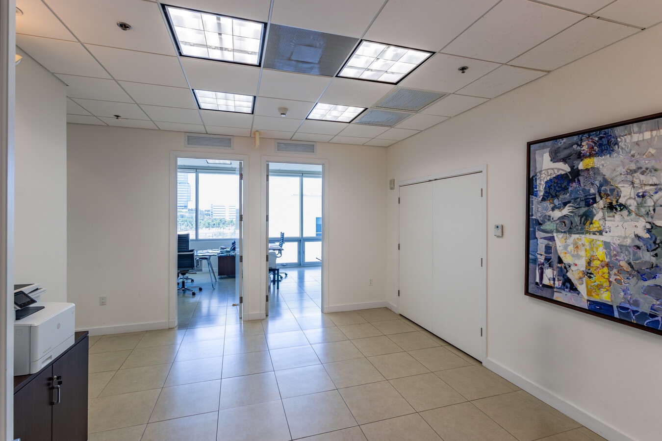 20900 NE 30th Ave, Aventura, FL 33180 - Lot 401 -  - Photo intérieure - Image 1 of 4