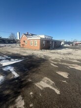 42-44 Auburn Street St, Auburn, MA à louer Photo intérieure– Image 1 sur 9