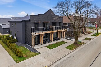 Plus de détails pour 171 E Rhine St, Elkhart Lake, WI - Logement à vendre