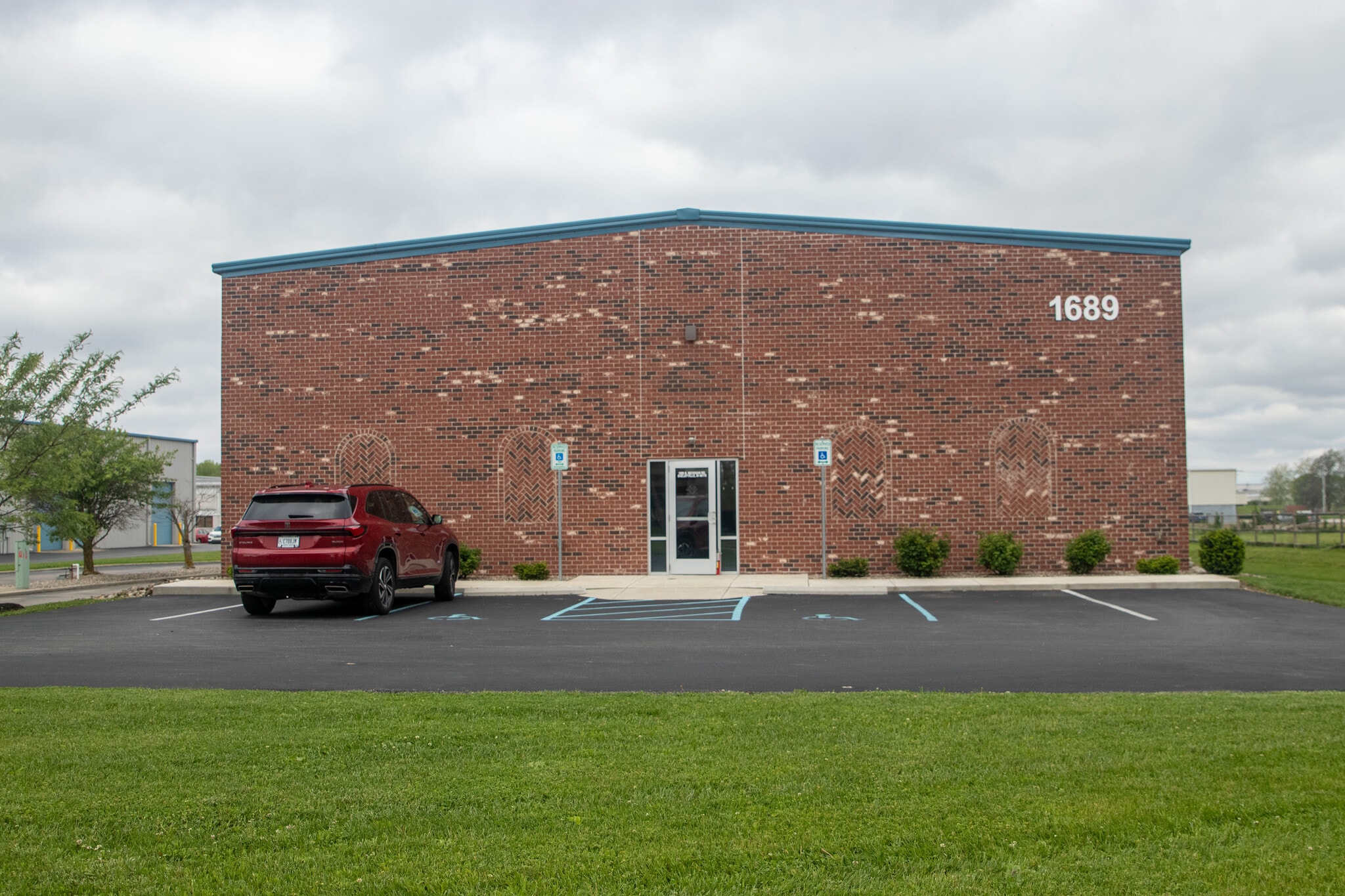 1689 N Michigan Rd, Shelbyville, IN à louer Photo principale– Image 1 sur 5