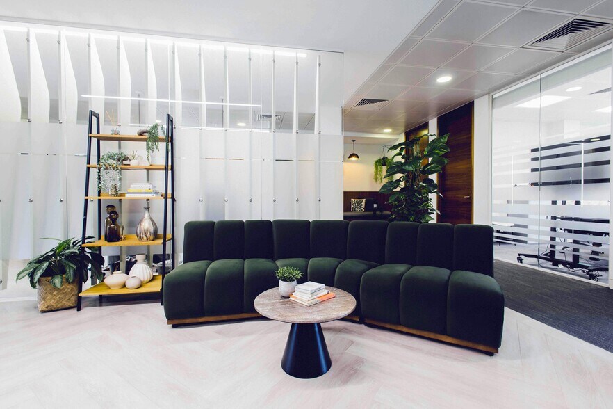 23 Park Sq S, Leeds à louer - Photo de l’immeuble – Image 3 sur 12