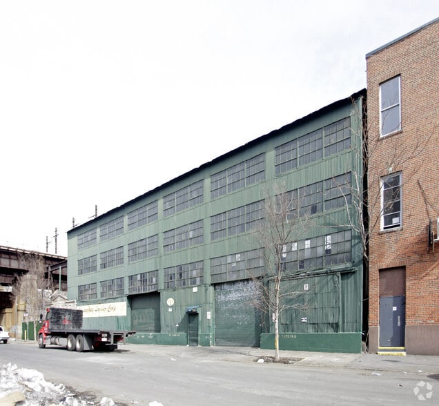 841 E 135th St, Bronx, NY à vendre - Photo principale – Image 1 sur 4