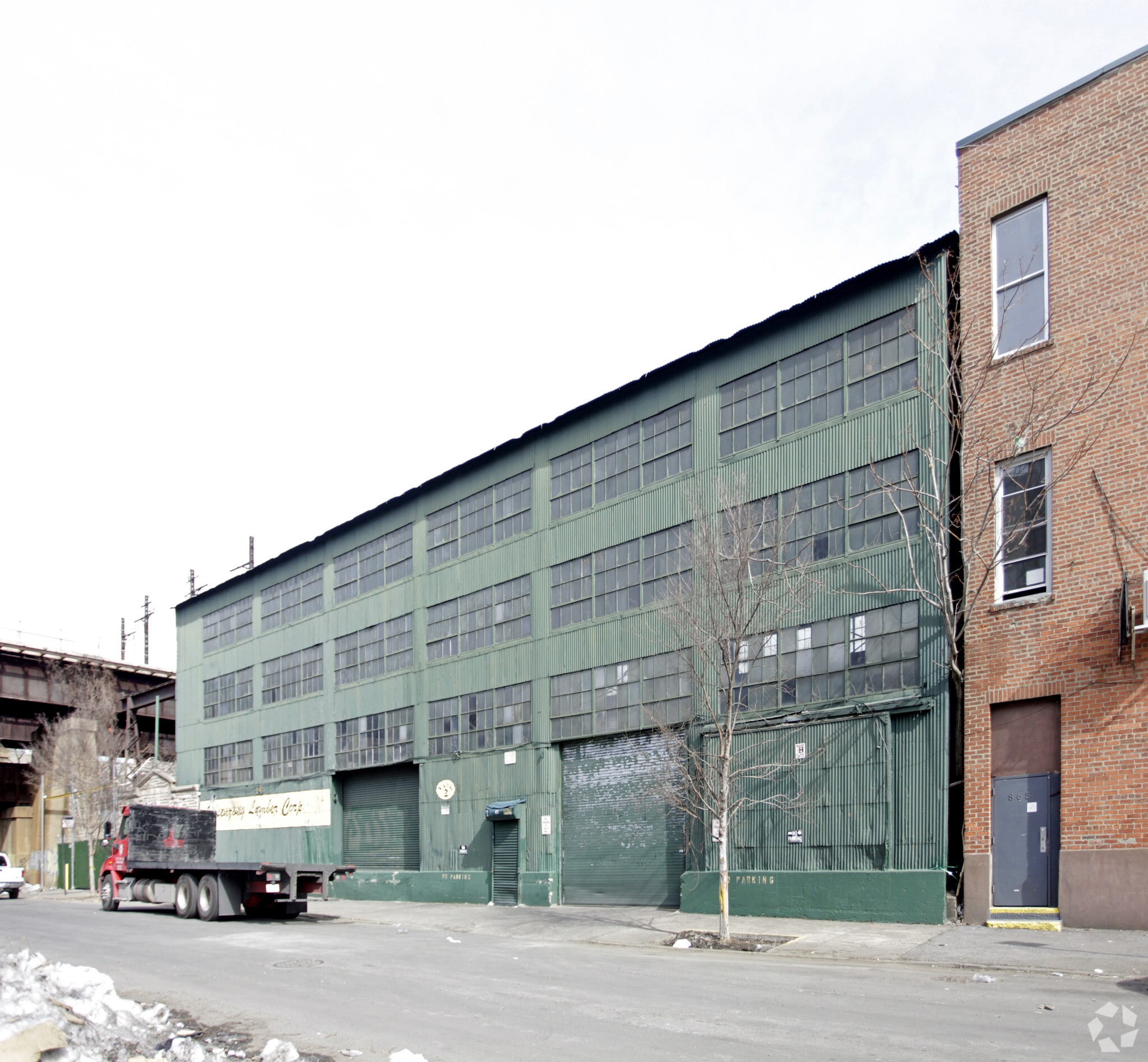 841 E 135th St, Bronx, NY à vendre Photo principale– Image 1 sur 5