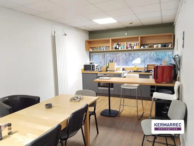 Local d'activités dans Cesson-Sévigné à vendre - Photo intérieure – Image 3 sur 6