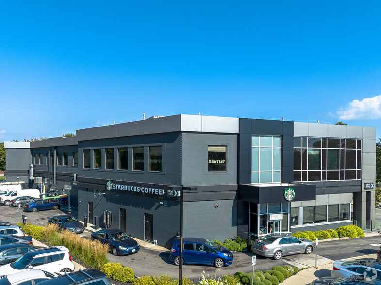 151 York Blvd, Hamilton, ON à louer - Photo de l’immeuble – Image 3 sur 3